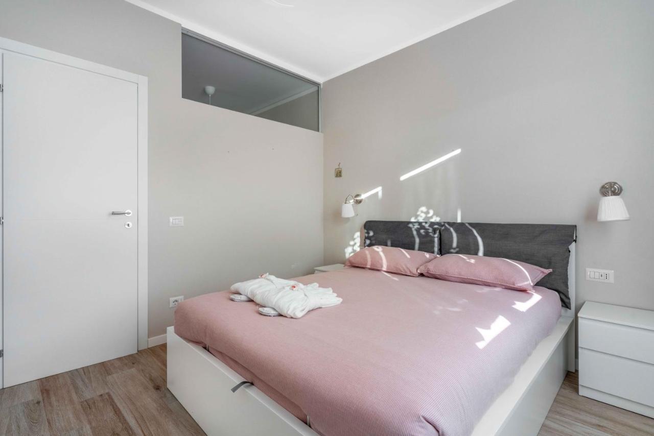 Bo13 -Crescenzago- Bright - Wifi - Elegant Apartment Milano Exterior foto